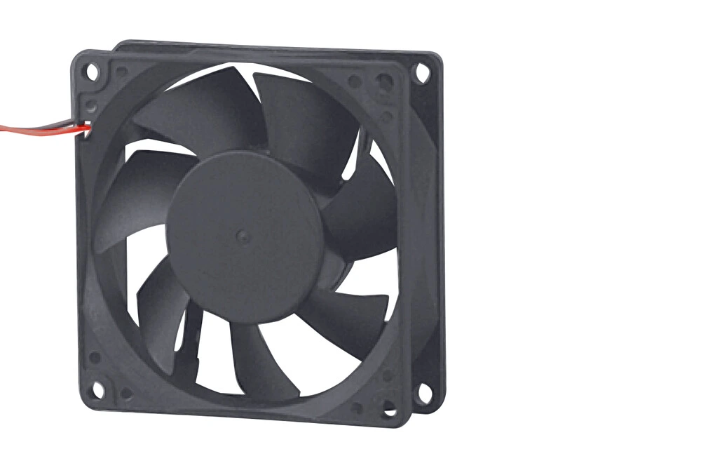 71.150 VENTILADOR 80x80x25 12V COJINETES FRICC.